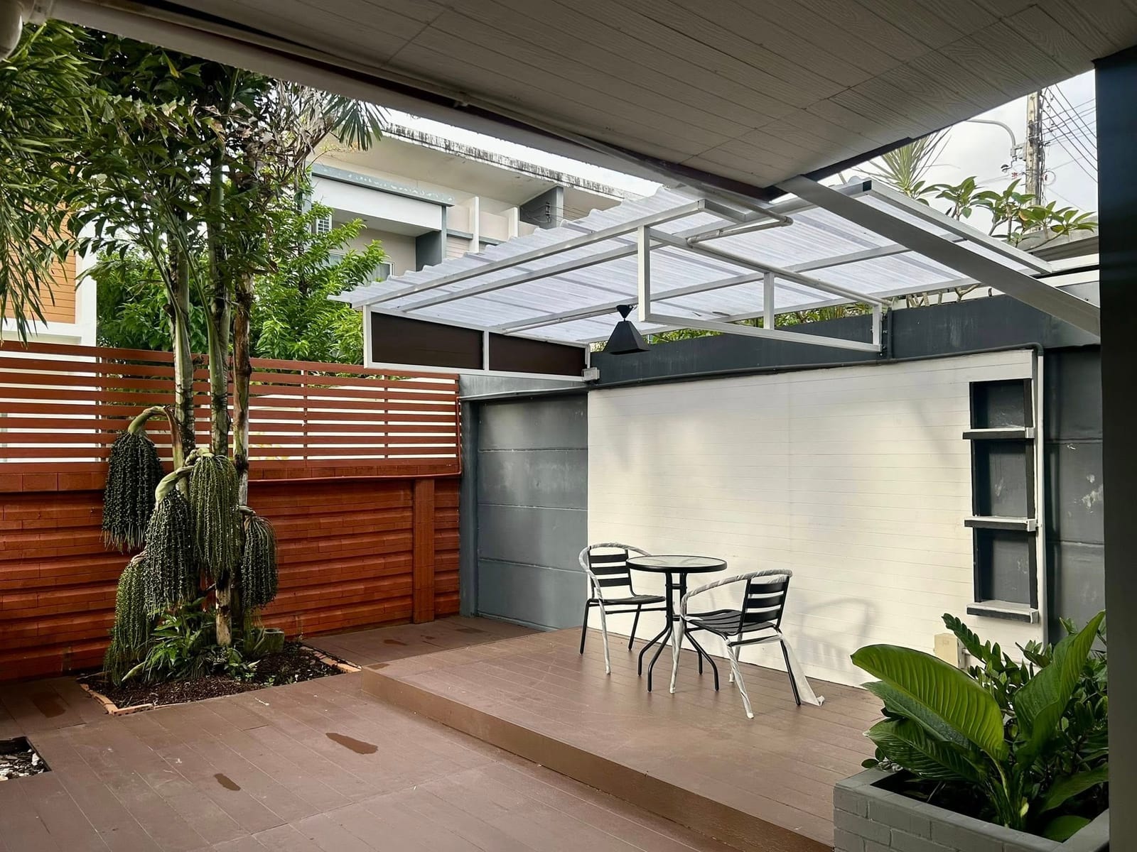 Corner House with Outdoor Terrace — Habitia, Koh Kaew 5
