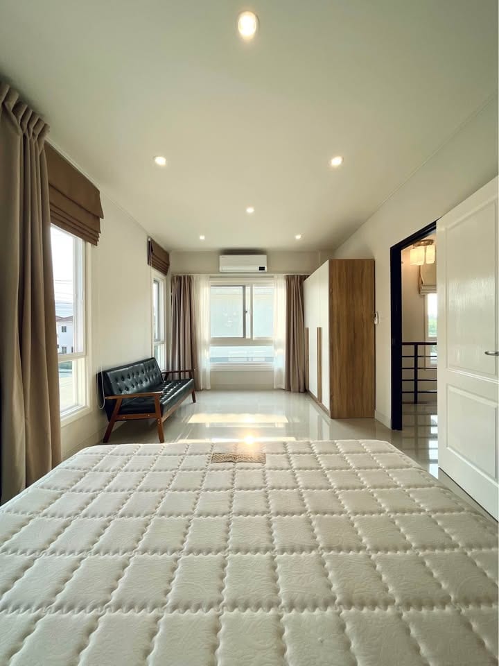 New Modern House with Large Lawn — Supalai Bella, Koh Kaew 10