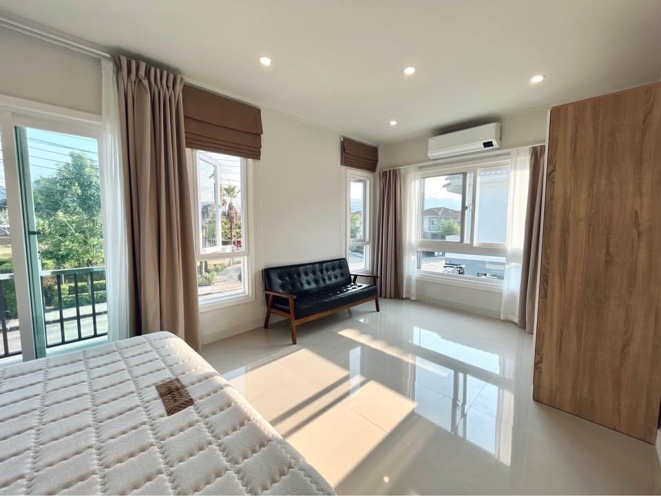 New Modern House with Large Lawn — Supalai Bella, Koh Kaew 7