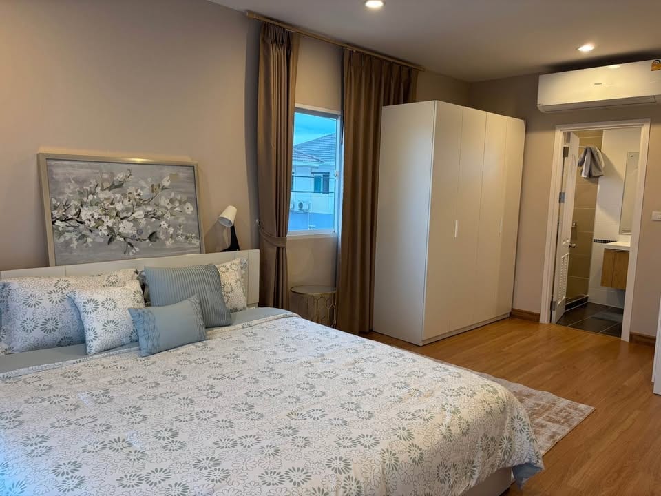 Corner House in a Gated Estate — Koh Kaew 11