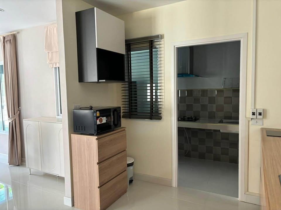 Corner House in a Gated Estate — Koh Kaew 12