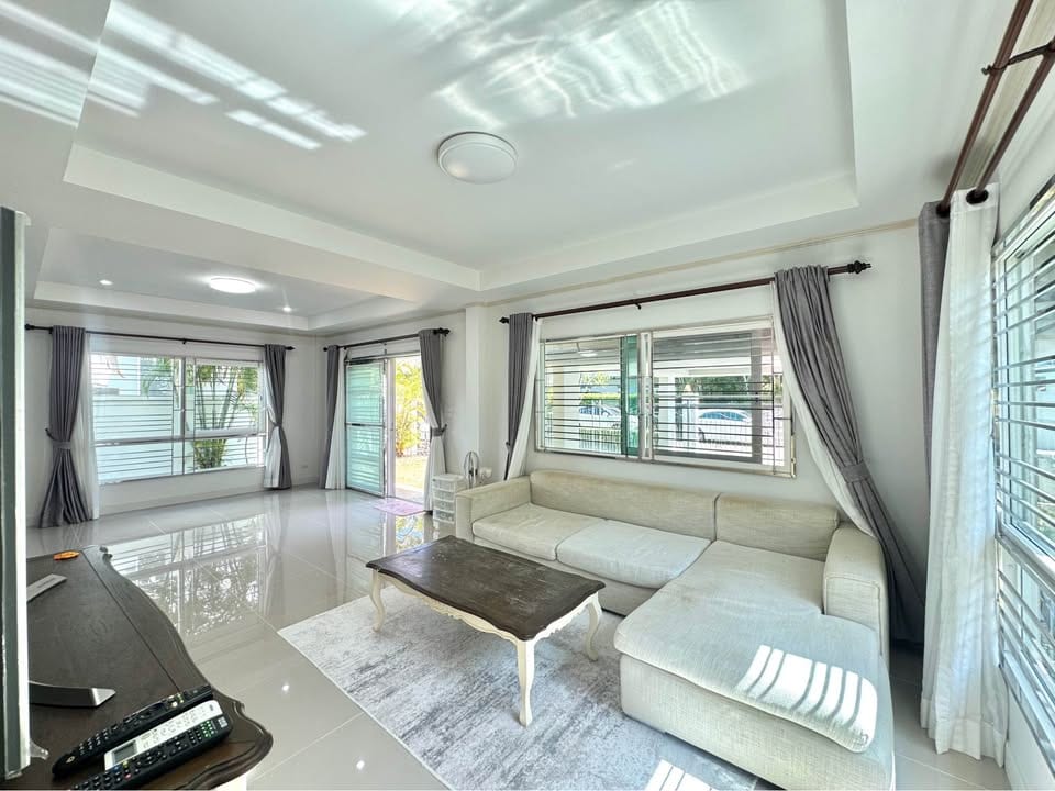 Family House with Garden — Supalai Lagoon, Koh Kaew 9