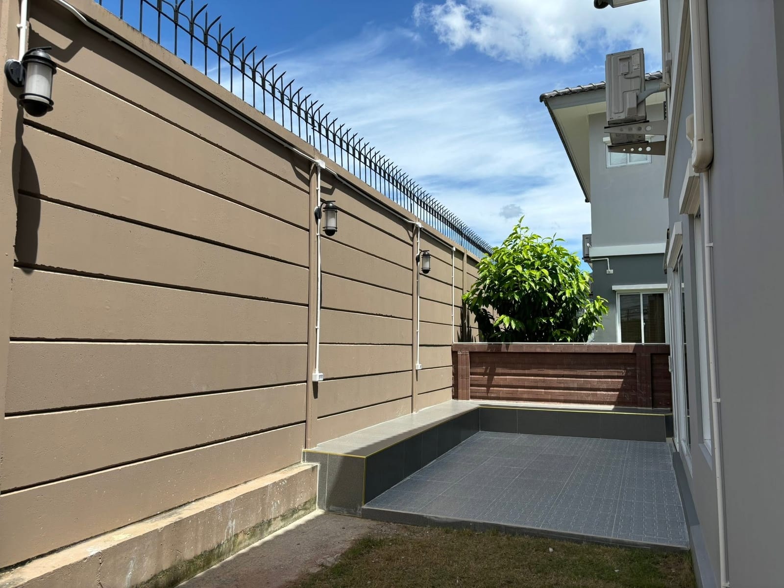 Corner House with Clubhouse Pool — Passorn, Koh Kaew 3