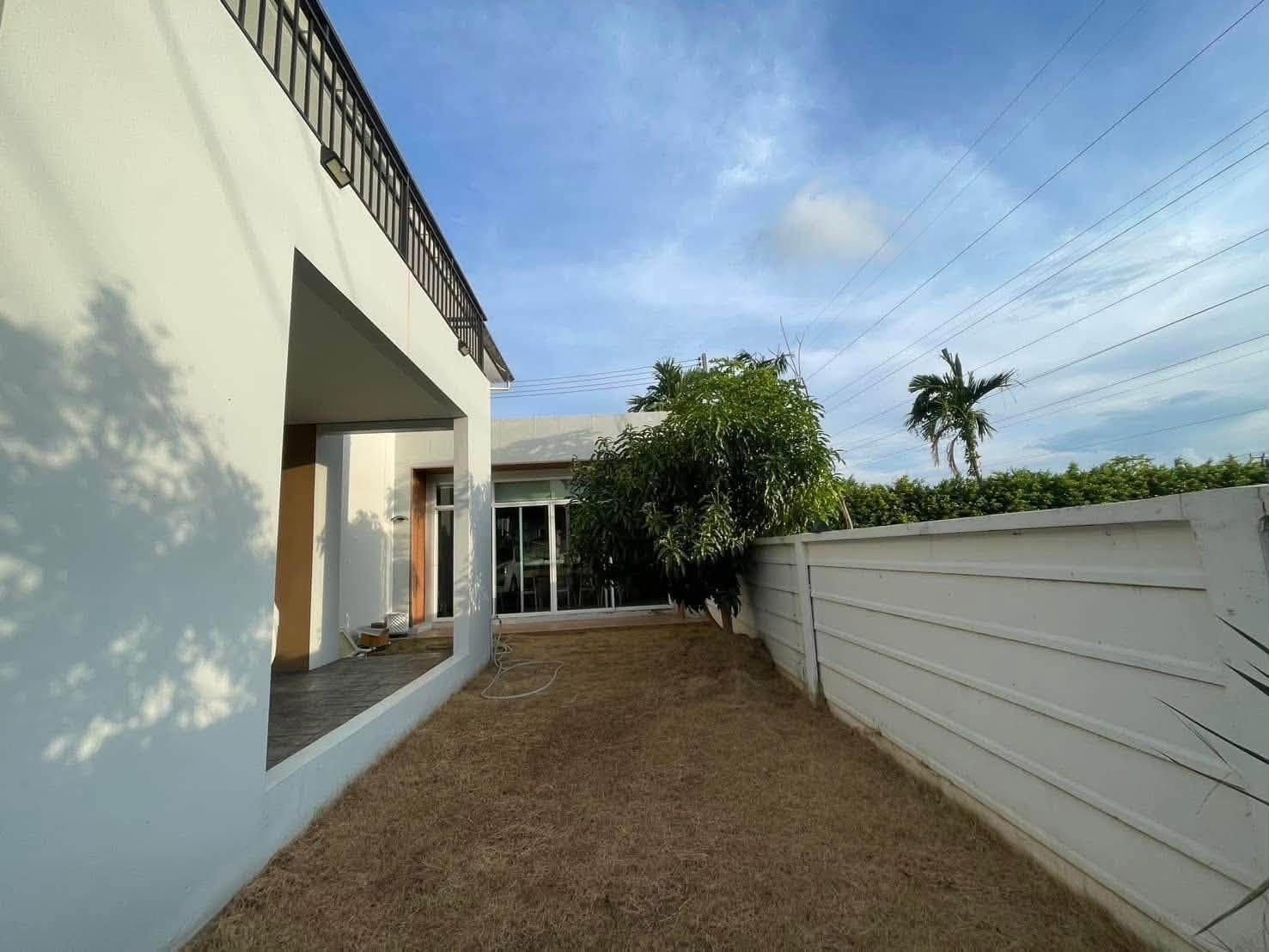 Private Villa with Solar and Lake-View Pool — Koh Kaew 10