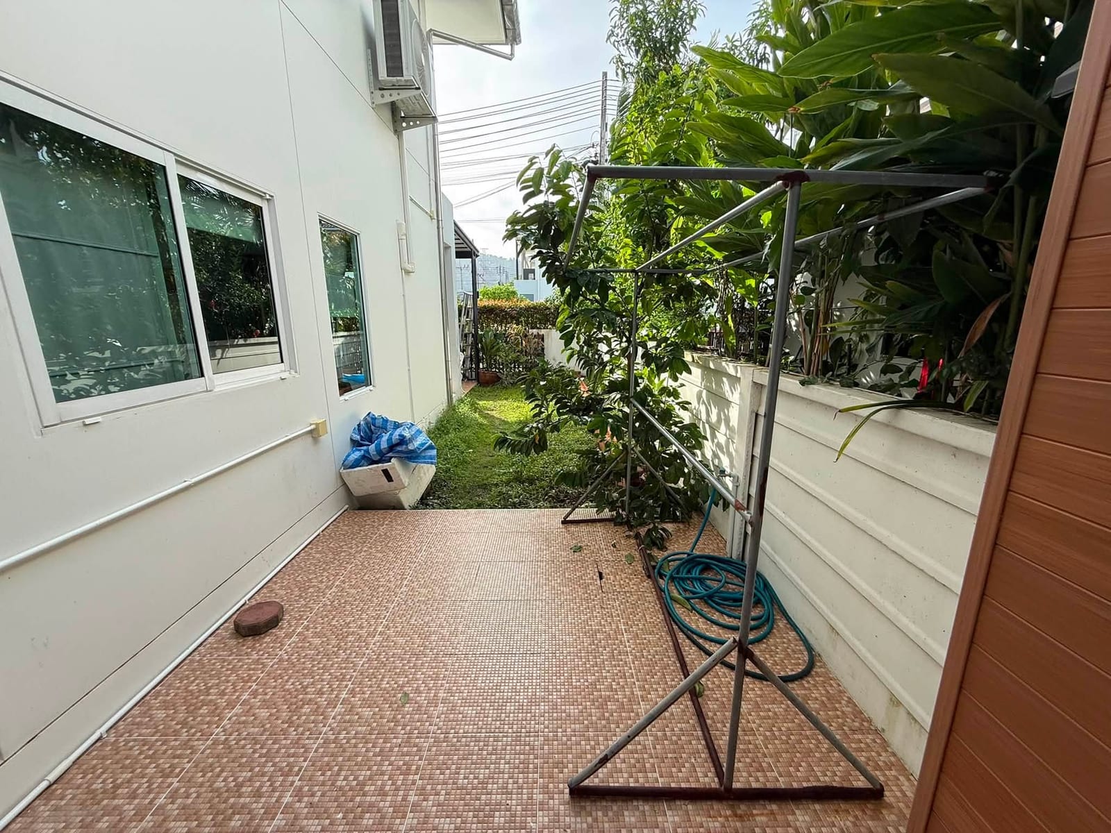 Private Villa with Solar and Lake-View Pool — Koh Kaew 7