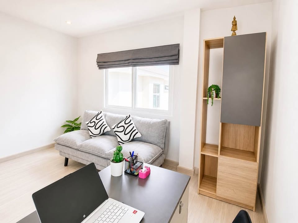 Modern Family Home — Supalai Lake Ville, Koh Kaew 8