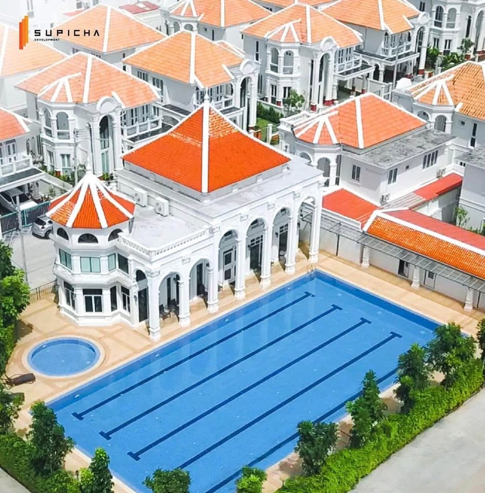 House in a Classical Estate near BISP — Supicha Sino, Koh Kaew 4