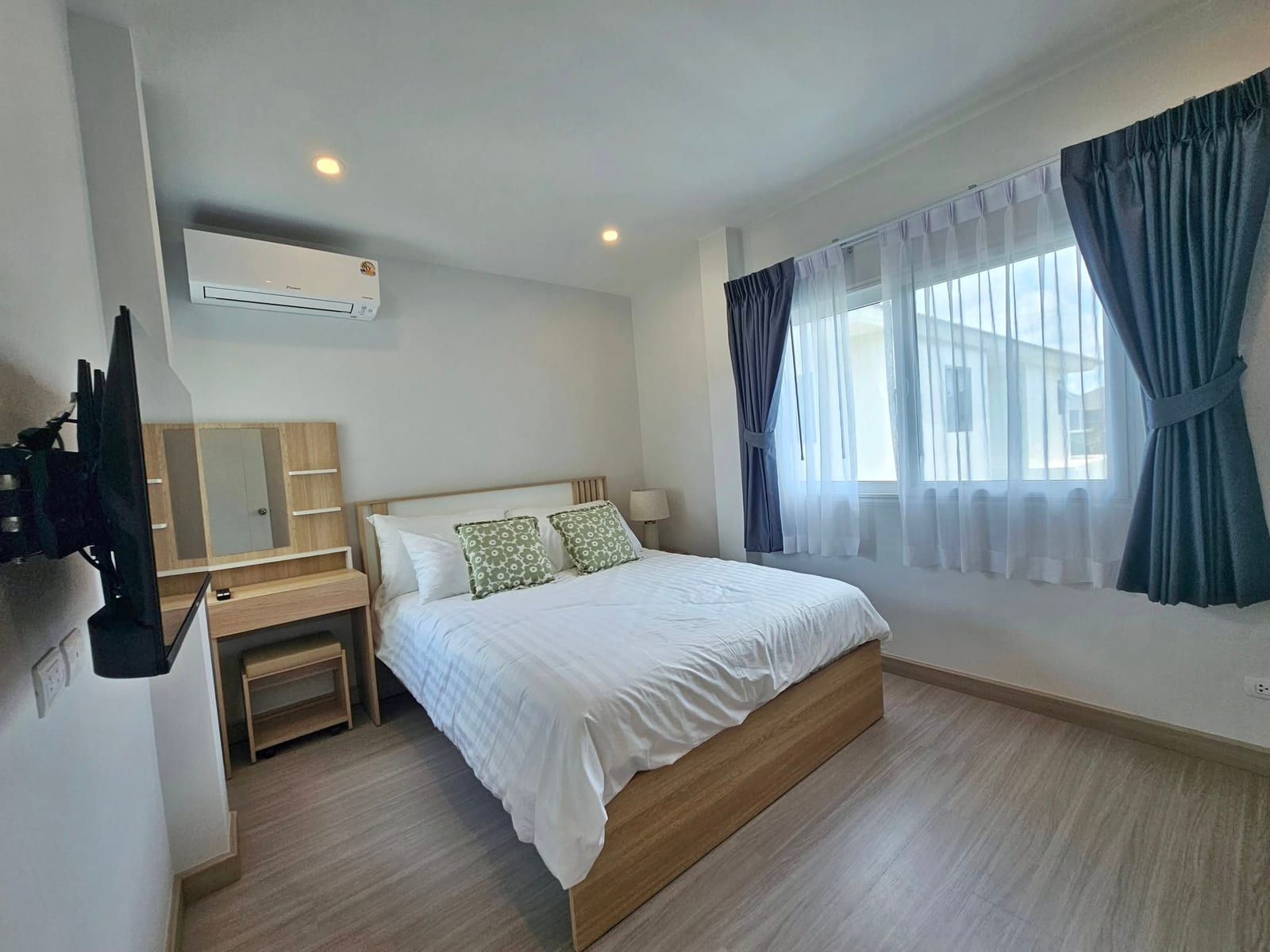 Three-Bedroom Twin House — Supalai Lake Ville, Koh Kaew 4