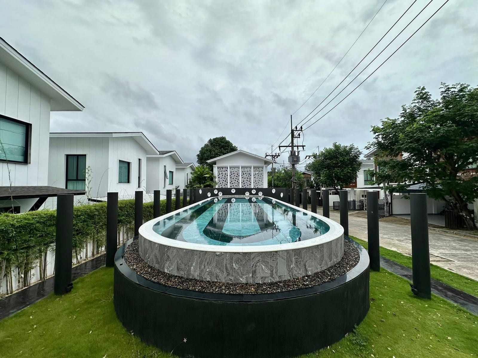 Japanese-Style House — Mono Koh Kaew