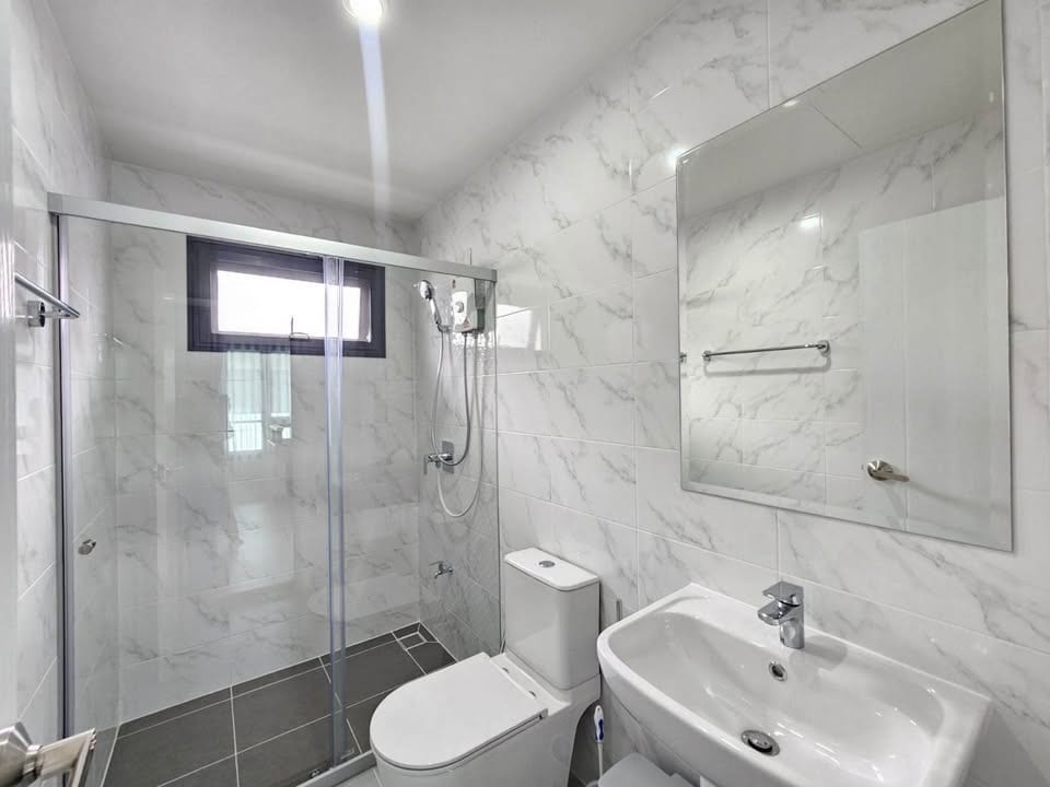 Brand-New Modern Home — Supalai Lake View, Koh Kaew 9