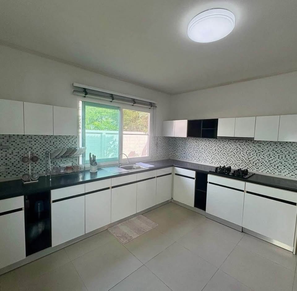 Four-Bedroom House with Large Garden — Supalai Lagoon, Koh Kaew 9