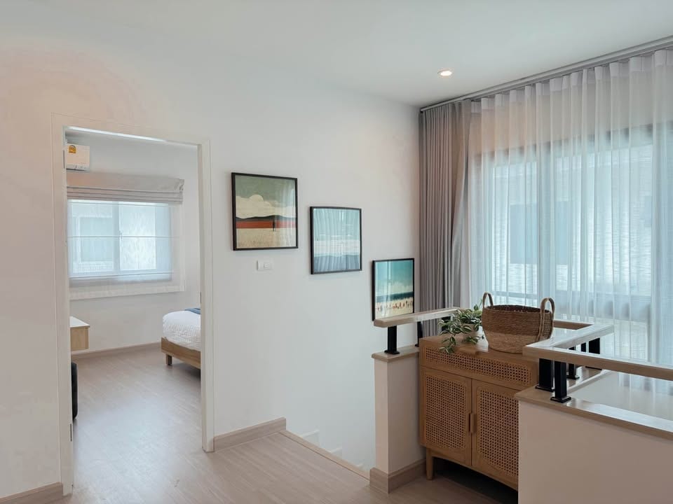 Four-Bedroom House with Herringbone Floors — Supalai Lake Ville, Koh Kaew 13