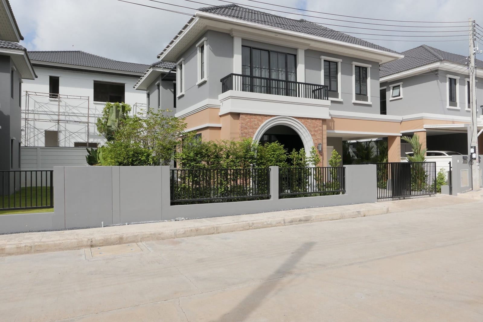 Brand New Tropical Villa — Crown Estate, Koh Kaew 14
