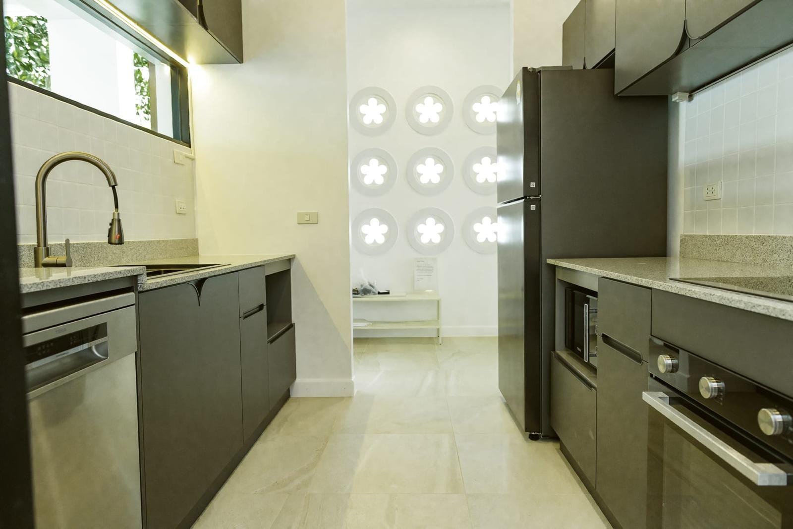 Renovated 3-Bedroom Private Pool Villa — Mono Koh Kaew 5