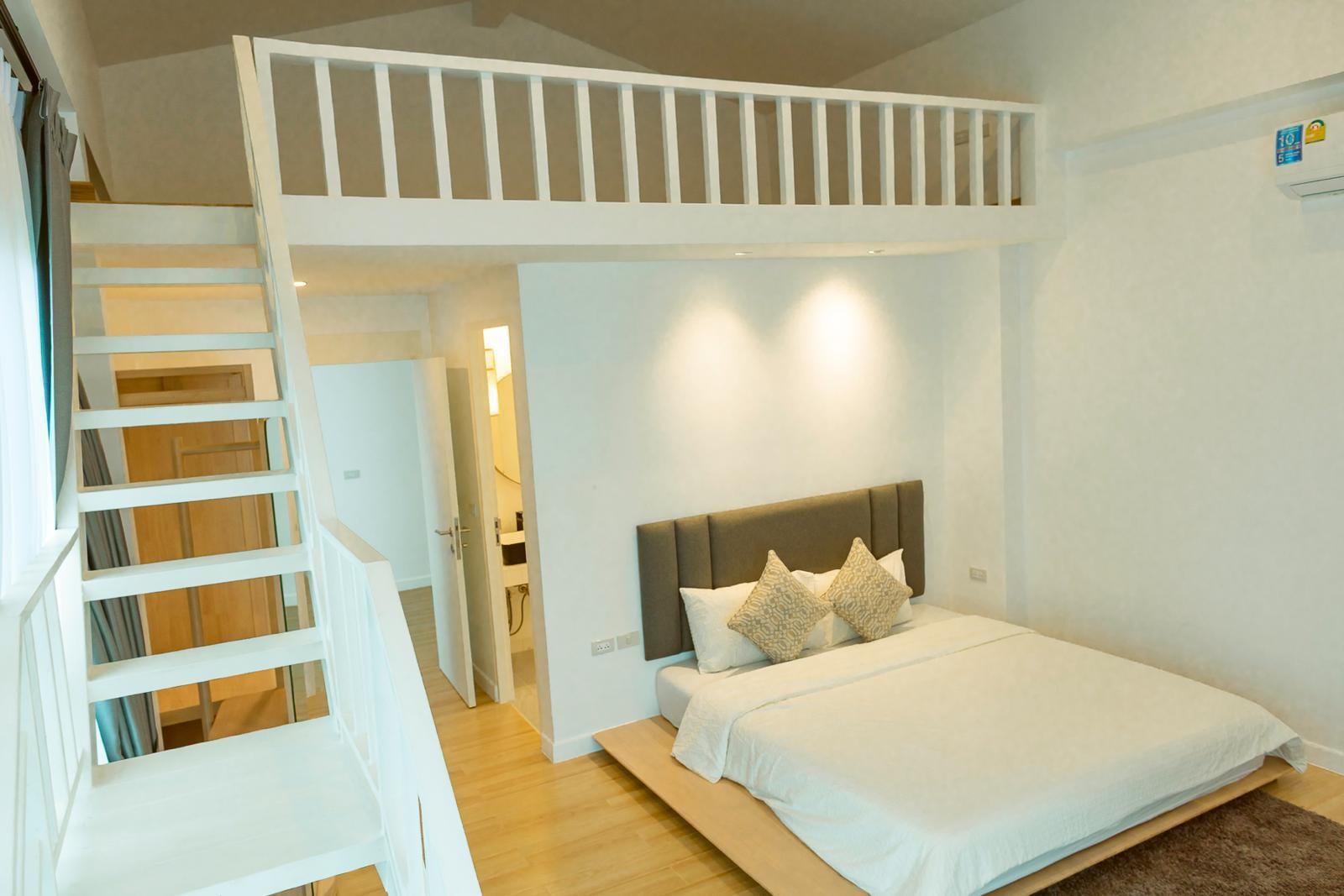 Renovated 3-Bedroom Private Pool Villa — Mono Koh Kaew 8