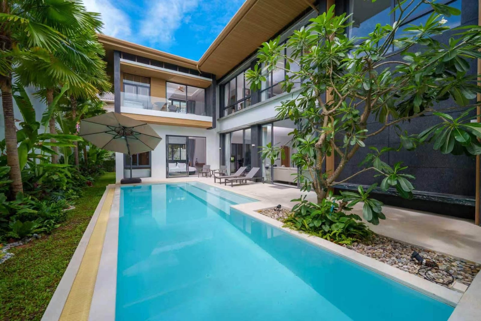 5-Bedroom Villa for Rent in Koh Kaew, Phuket