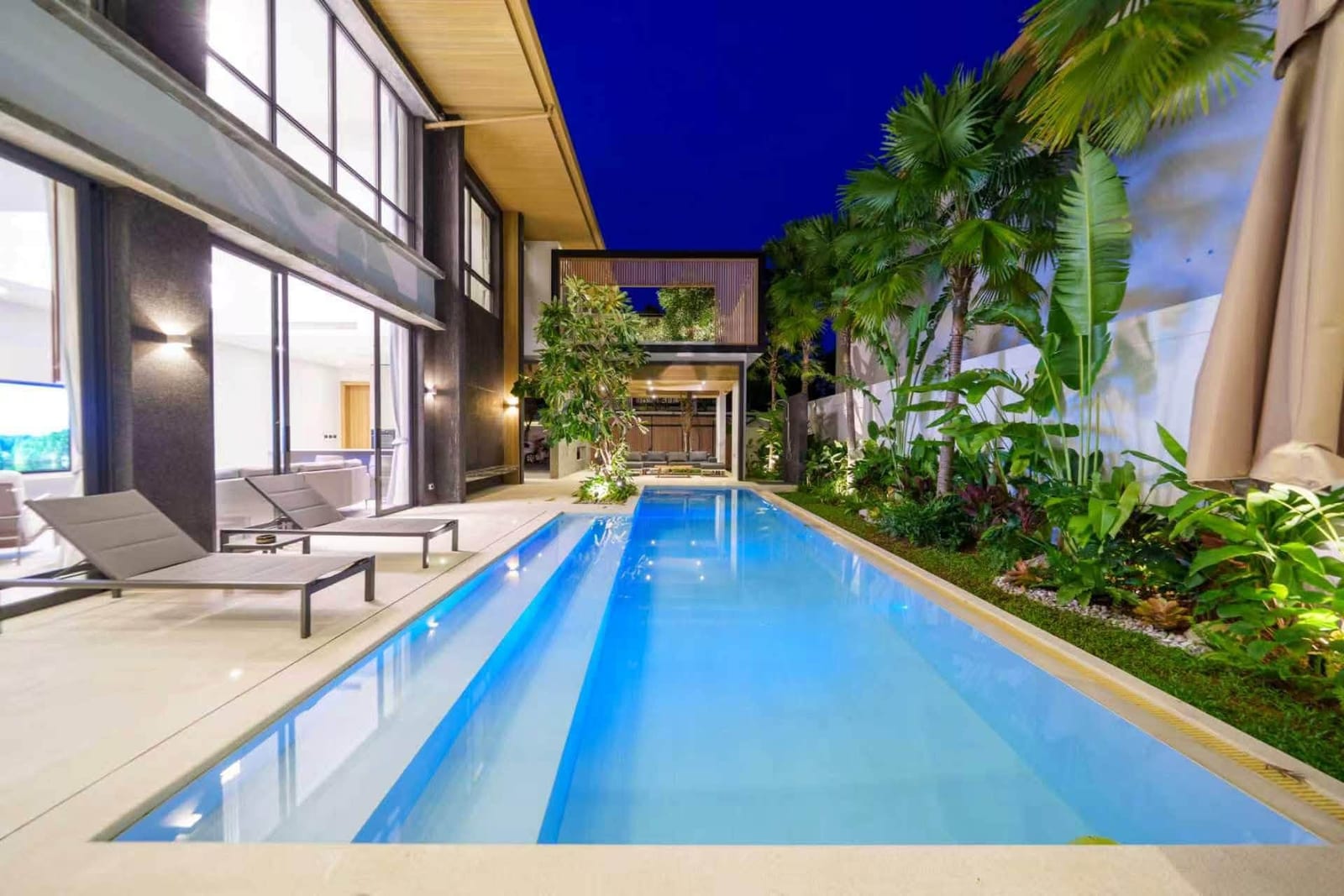 5-Bedroom Villa for Rent in Koh Kaew, Phuket — pool view