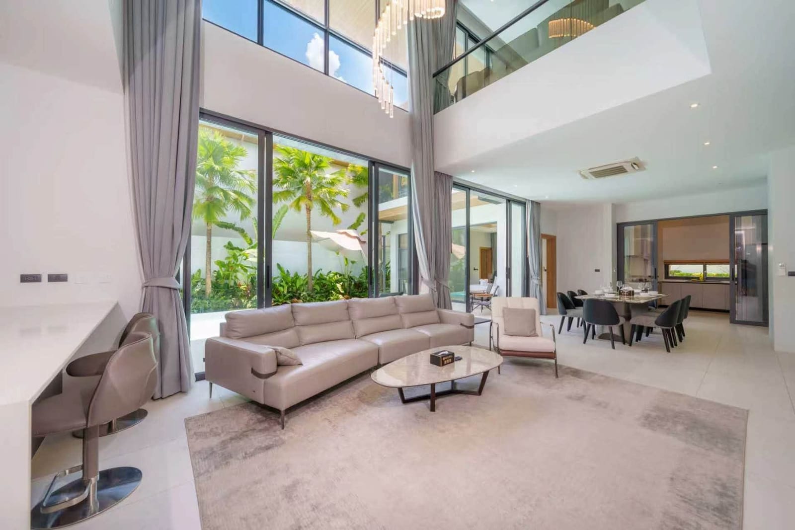 5-Bedroom Villa for Rent in Koh Kaew, Phuket — interior view