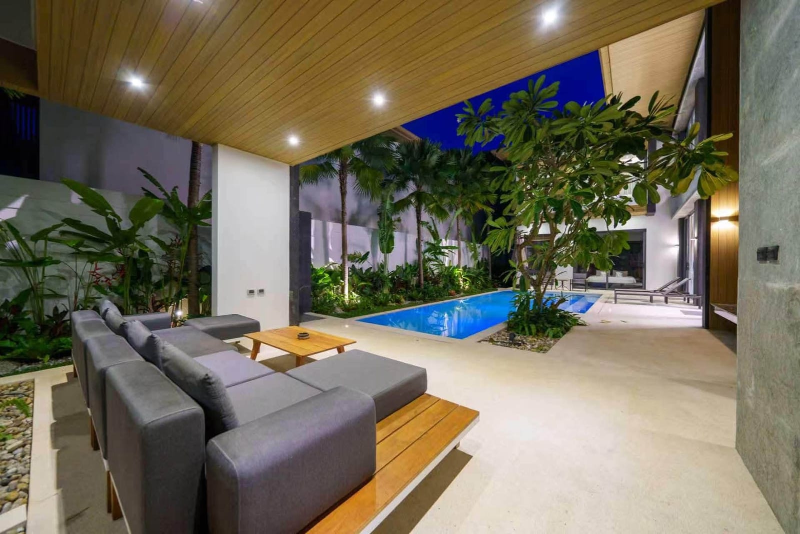 5-Bedroom Villa for Rent in Koh Kaew, Phuket — interior view