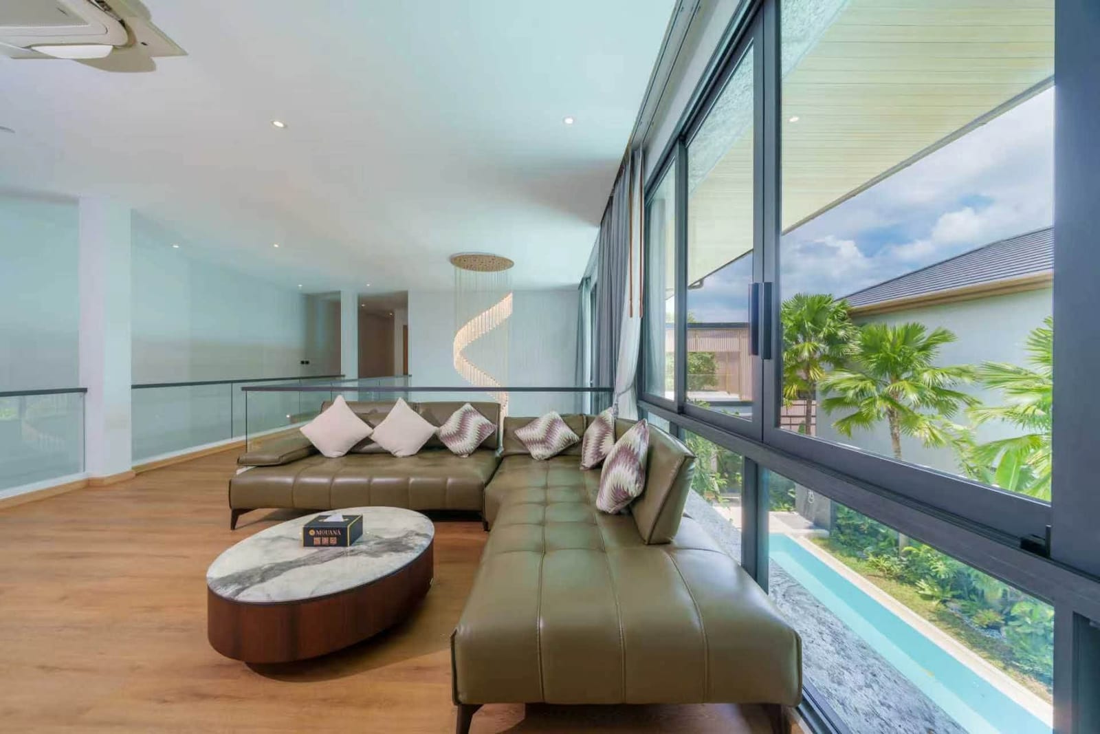 5-Bedroom Villa for Rent in Koh Kaew, Phuket — interior view