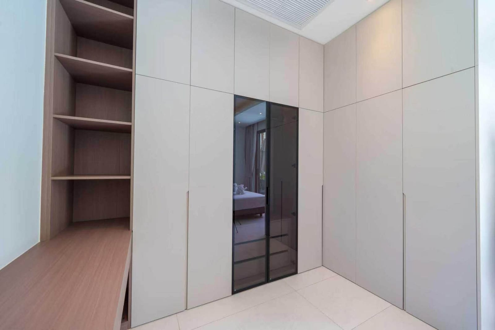 5-Bedroom Villa for Rent in Koh Kaew, Phuket — interior view