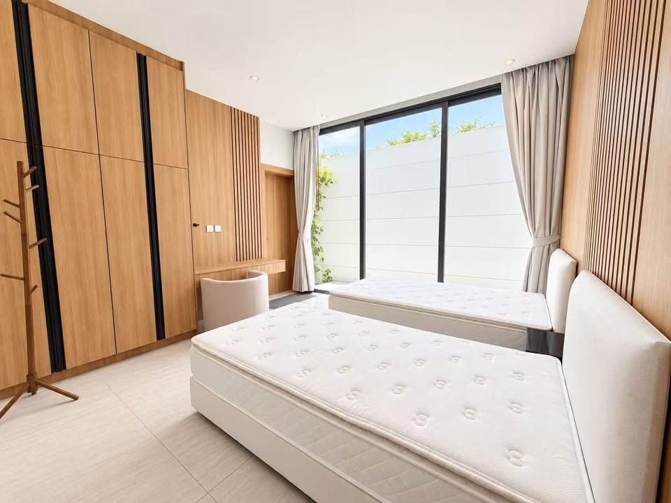 5-Bedroom Villa for Rent in Koh Kaew, Phuket — interior view