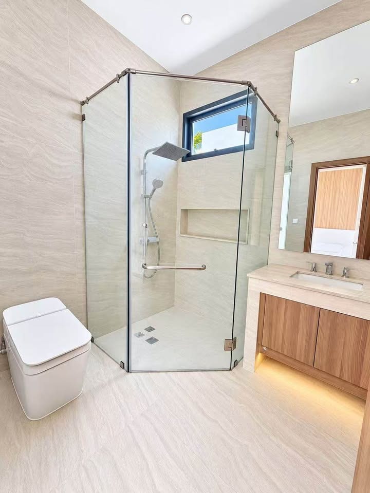 5-Bedroom Villa for Rent in Koh Kaew, Phuket — interior view