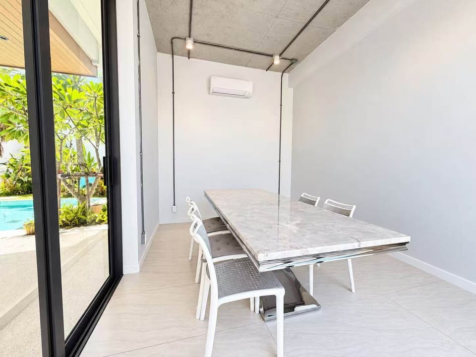 5-Bedroom Villa for Rent in Koh Kaew, Phuket — interior view