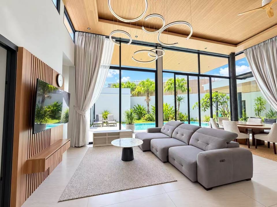 5-Bedroom Villa for Rent in Koh Kaew, Phuket — interior view