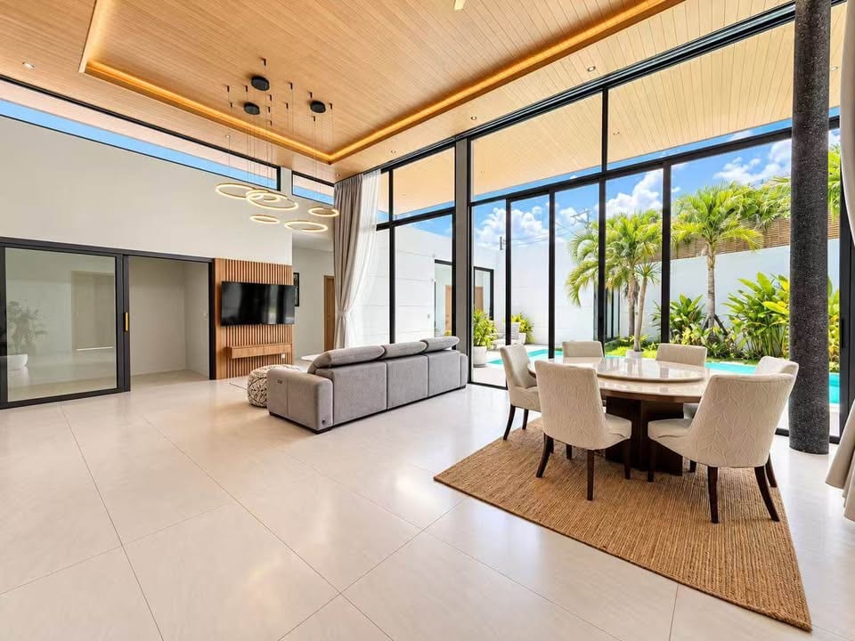 5-Bedroom Villa for Rent in Koh Kaew, Phuket — interior view