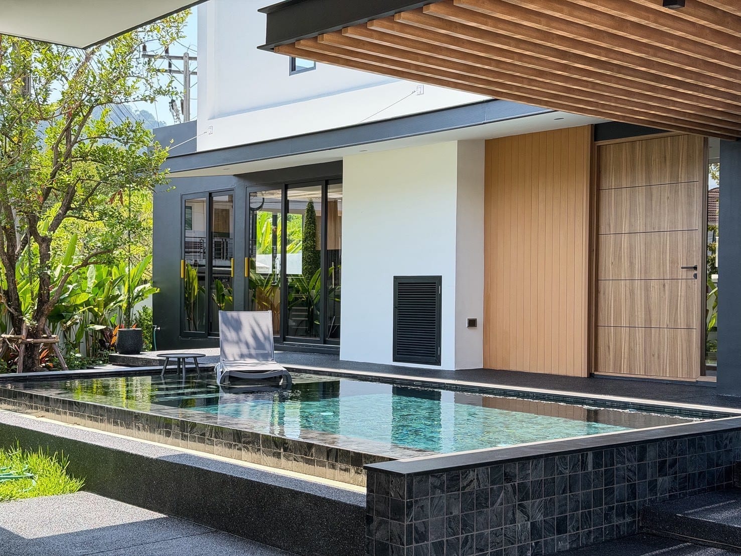 Pool Villa at The Empire — Koh Kaew