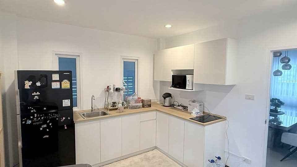 3-Bedroom Villa for Rent in Koh Kaew, Phuket — pool view