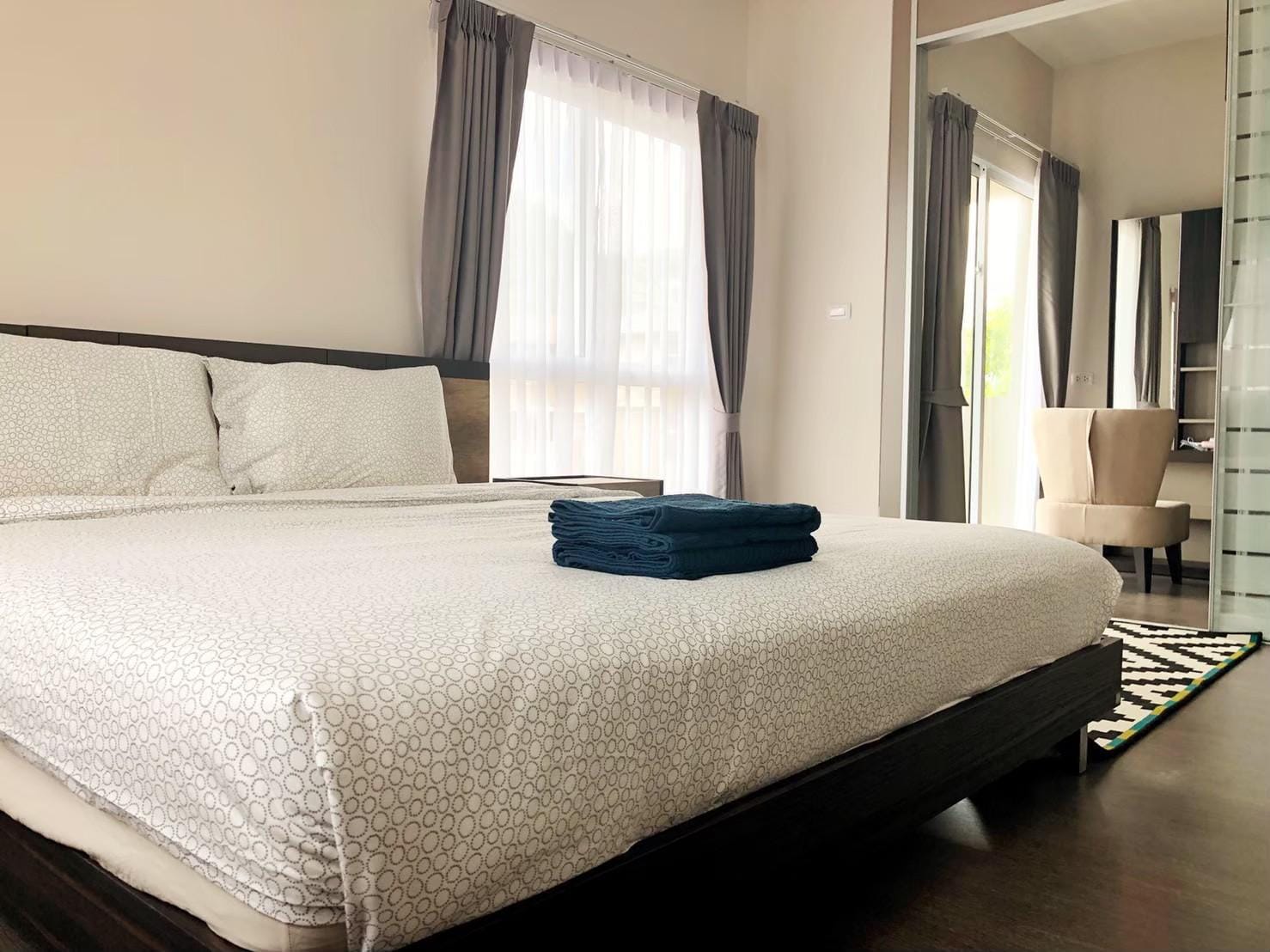 4-Bedroom Family House with Large Garden — Saransiri, Koh Kaew 20