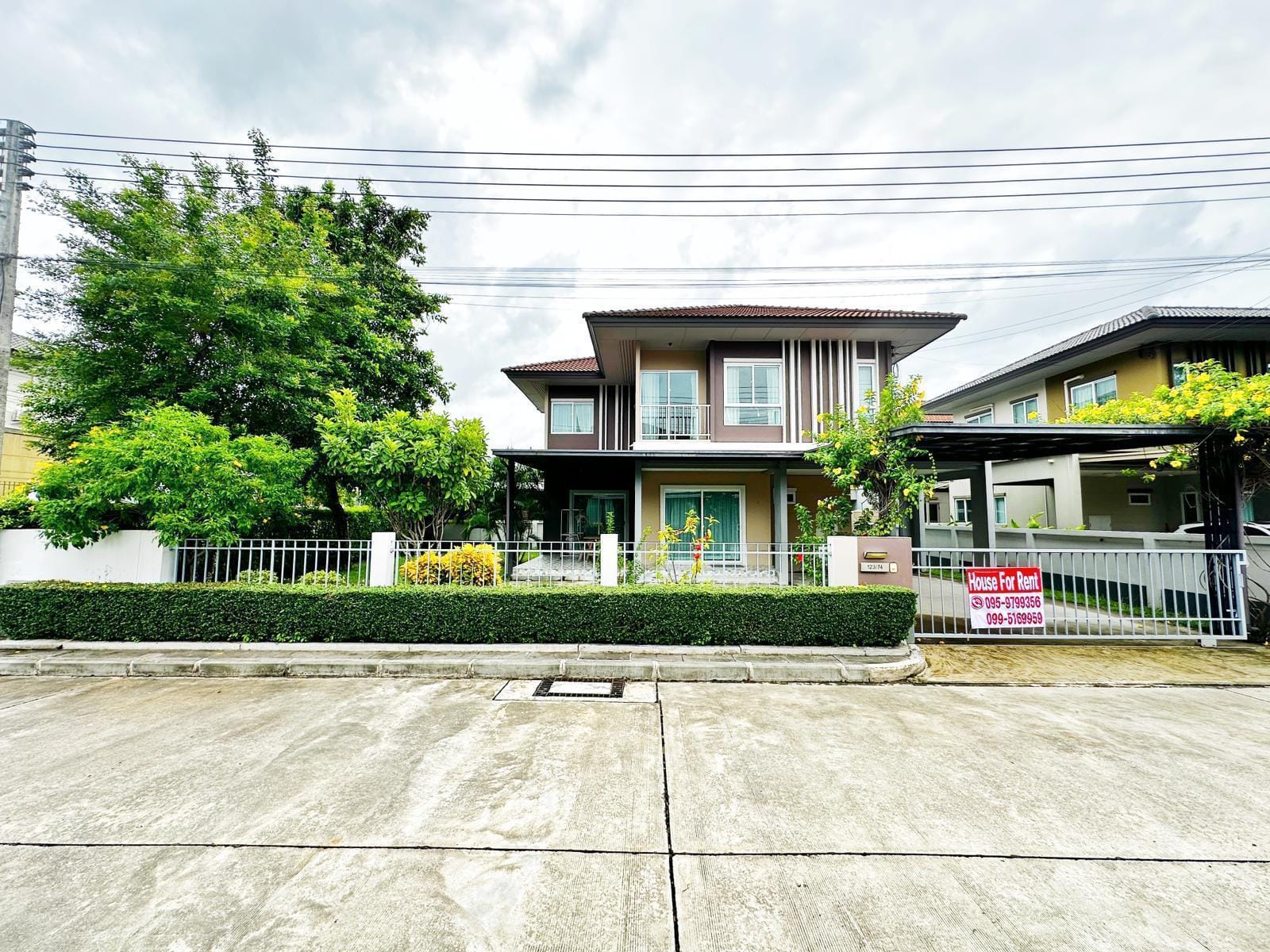 4-Bedroom Family House with Large Garden — Saransiri, Koh Kaew 4