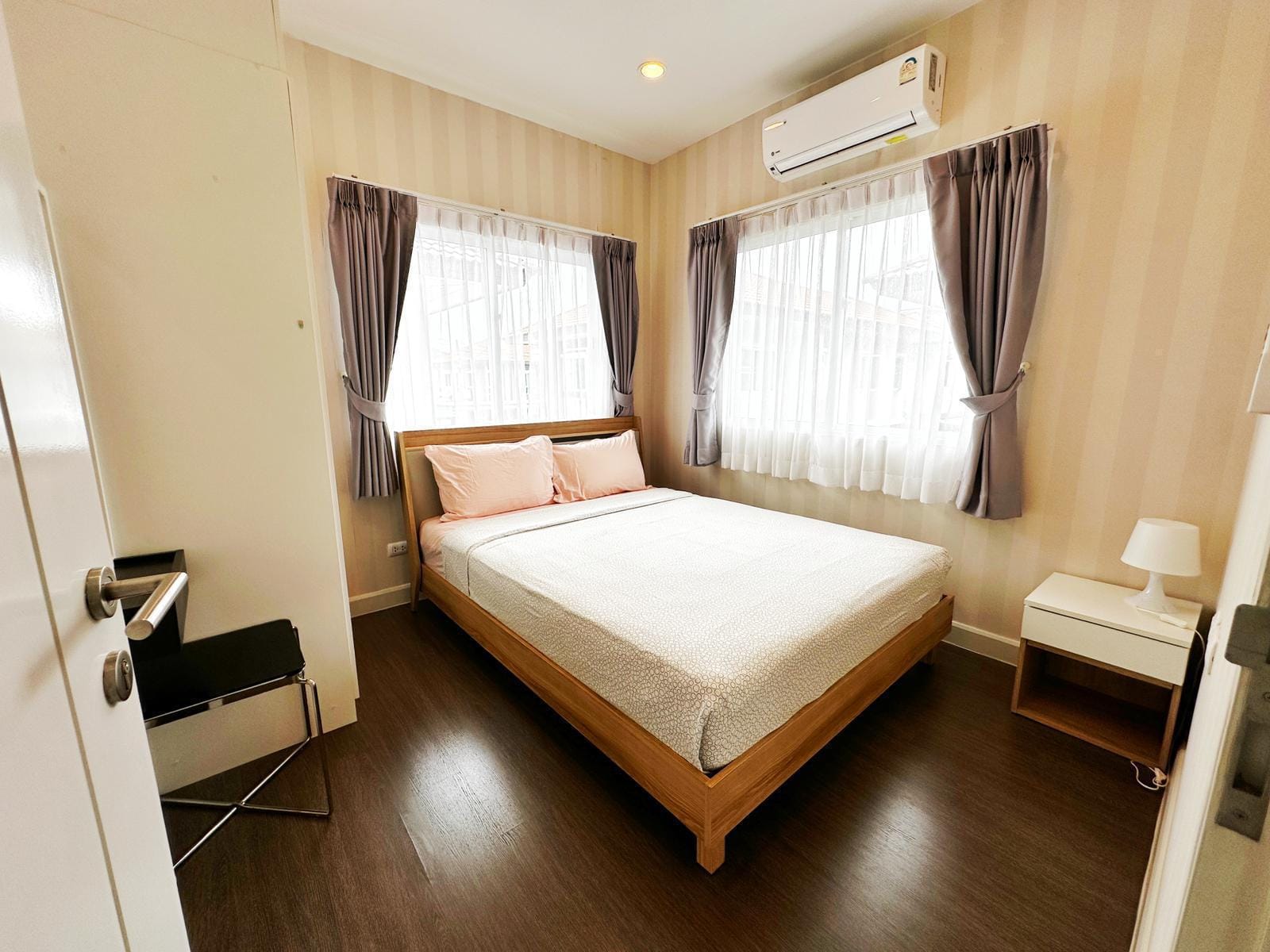 4-Bedroom Family House with Large Garden — Saransiri, Koh Kaew 8