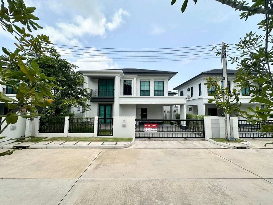 Brand-New 4-Bedroom Luxury House — Setthasiri Koh Kaew
