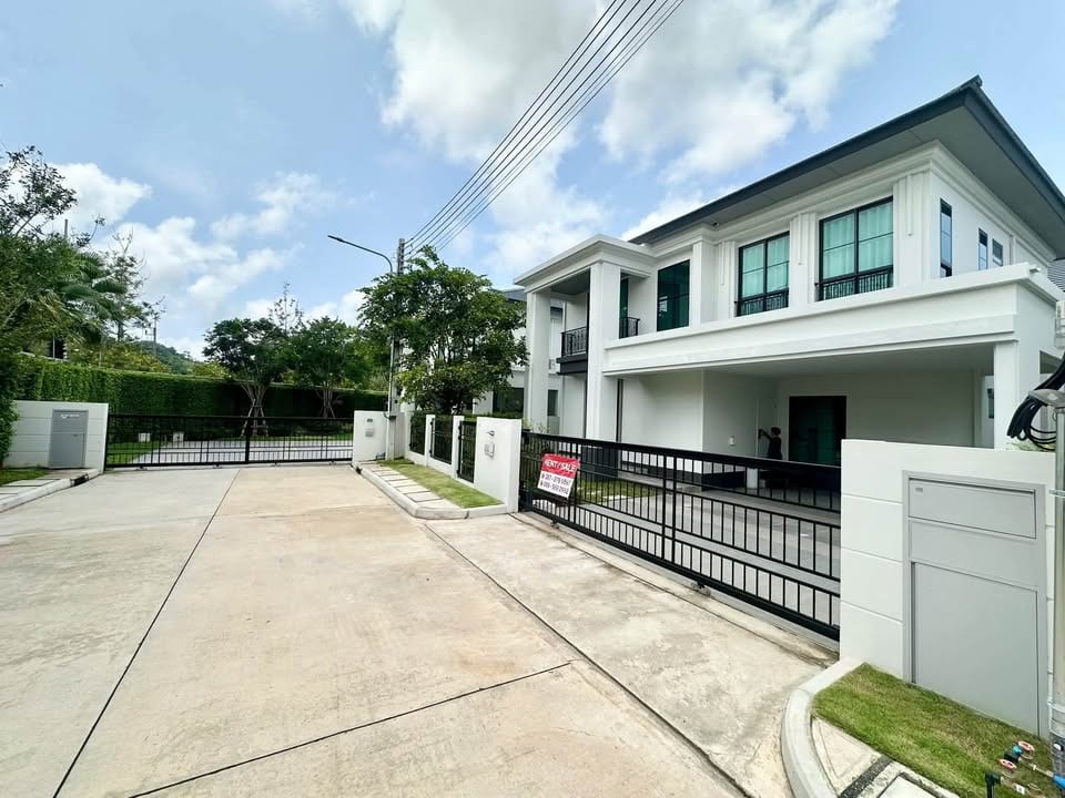 Brand-New 4-Bedroom Luxury House — Setthasiri Koh Kaew 10