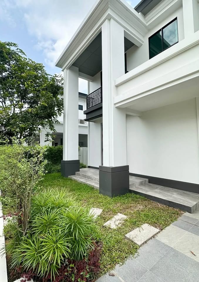 Brand-New 4-Bedroom Luxury House — Setthasiri Koh Kaew 11