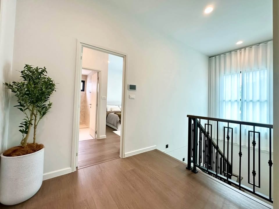 Brand-New 4-Bedroom Luxury House — Setthasiri Koh Kaew 28