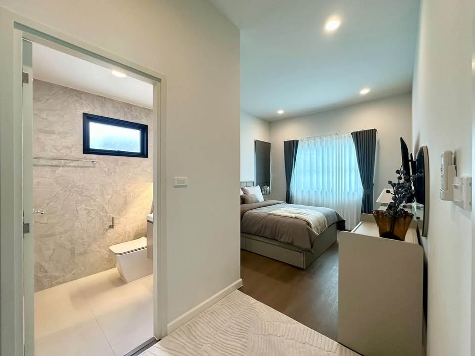 Brand-New 4-Bedroom Luxury House — Setthasiri Koh Kaew 32