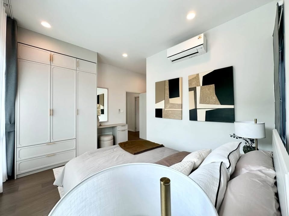 Brand-New 4-Bedroom Luxury House — Setthasiri Koh Kaew 33