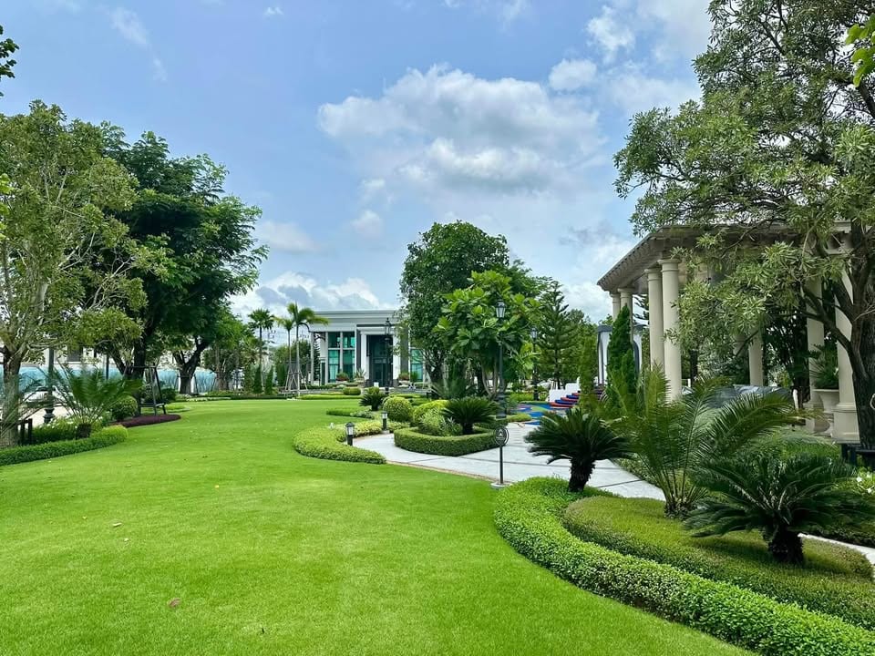 Brand-New 4-Bedroom Luxury House — Setthasiri Koh Kaew 42