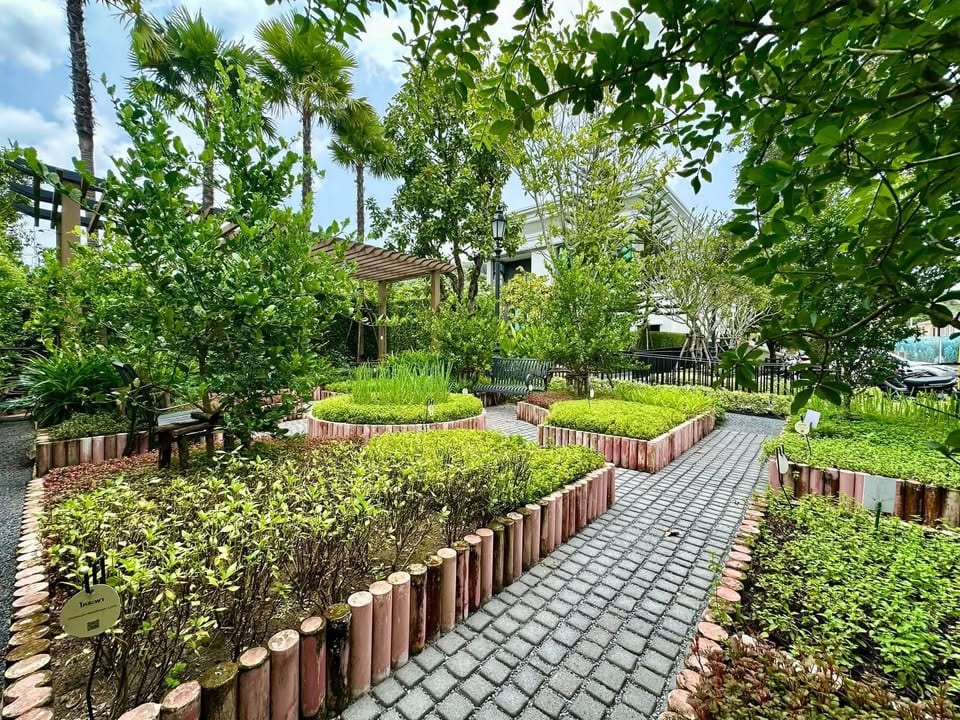 Brand-New 4-Bedroom Luxury House — Setthasiri Koh Kaew 45