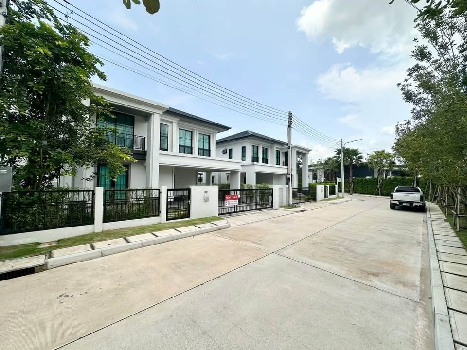 Brand-New 4-Bedroom Luxury House — Setthasiri Koh Kaew 9