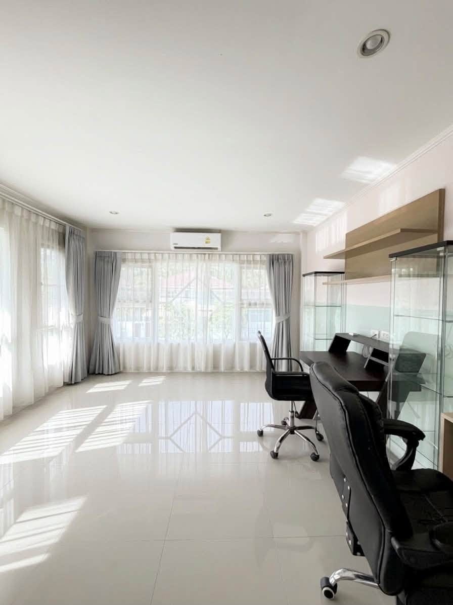 4-Bedroom House for Rent in Koh Kaew, Phuket — interior view