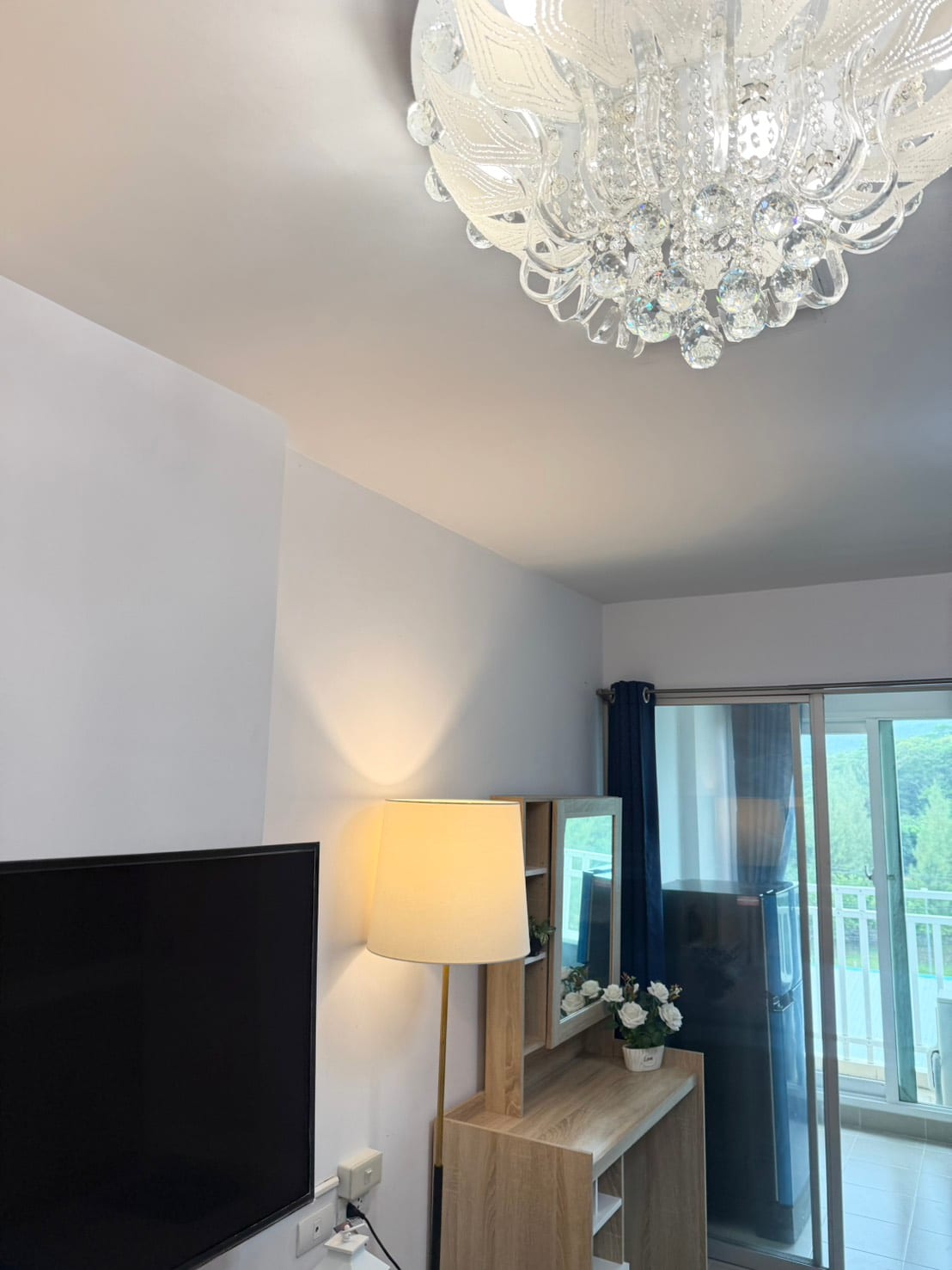 1-Bedroom Condominium for Sale in Koh Kaew, Phuket — interior view