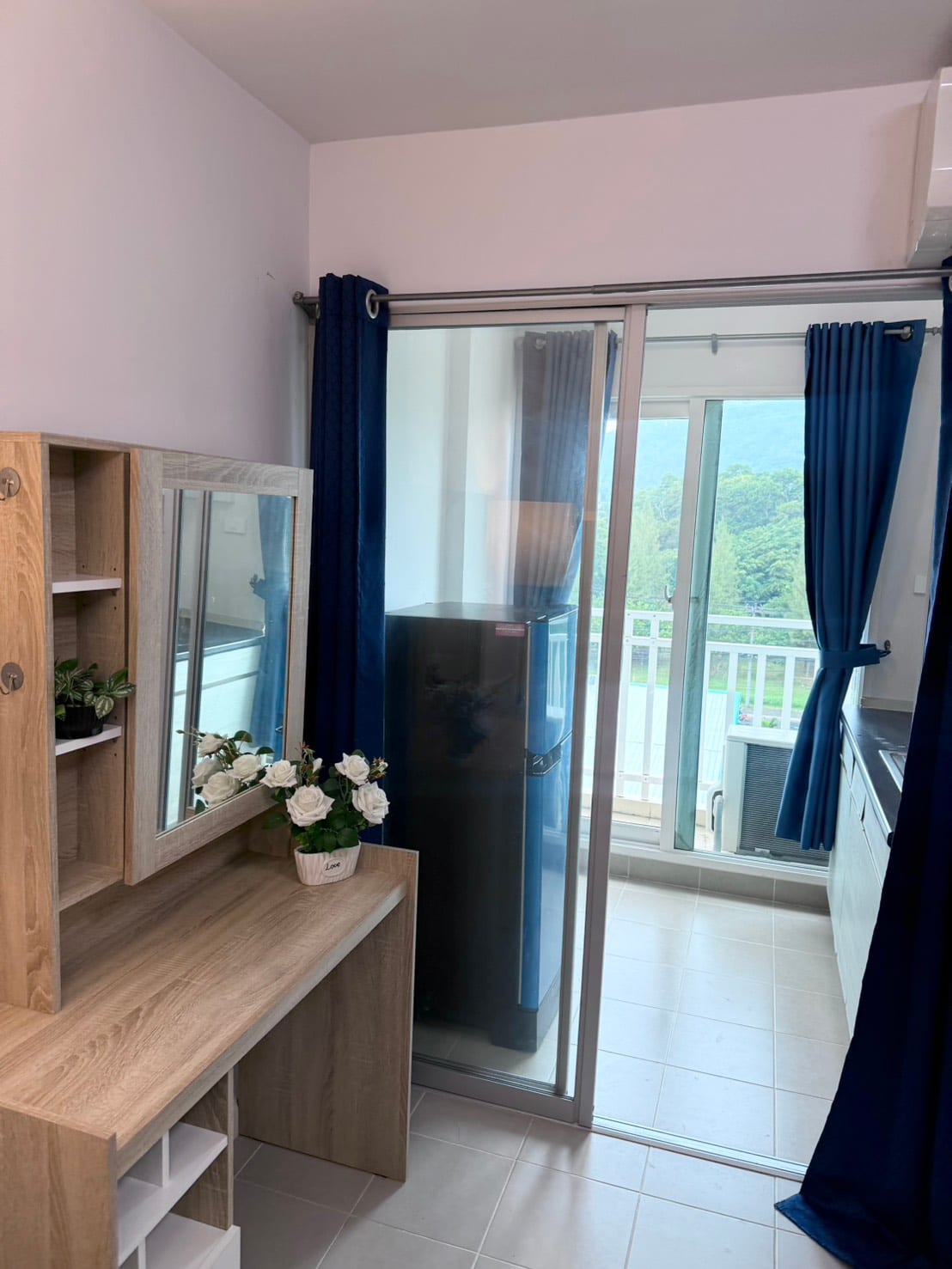1-Bedroom Condominium for Sale in Koh Kaew, Phuket — interior view