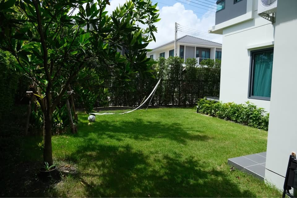 Corner House with Garden View — Supalai Lake Ville, Koh Kaew 2