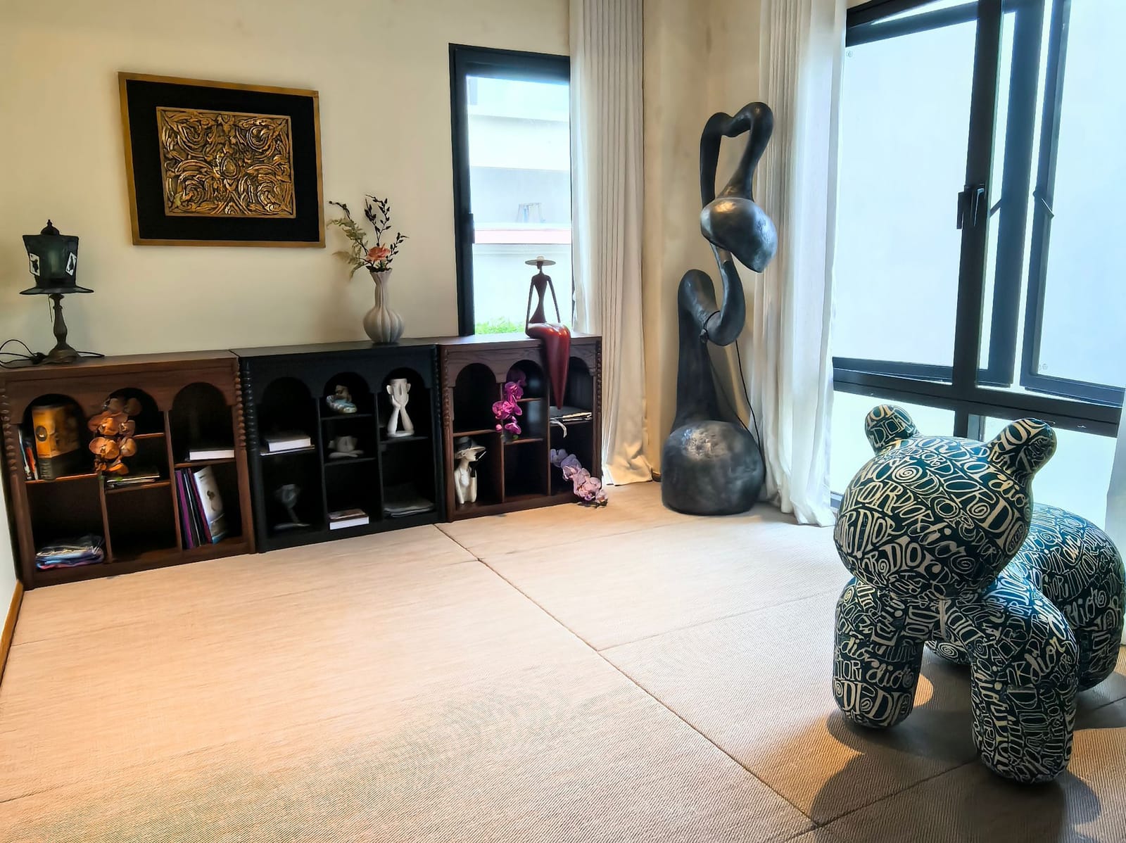 Luxury Lakeside 4-Bedroom Pool Villa in Laguna Area 10
