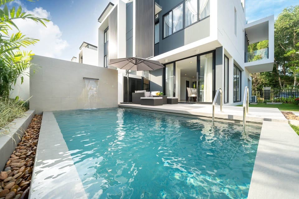 Luxury 3-Bedroom Pool Villa for Sale in Laguna